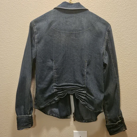 EXPRESS Denim Jacket / Cropped / Ruched Back / Zipper Sleeves - Picture 4 of 8